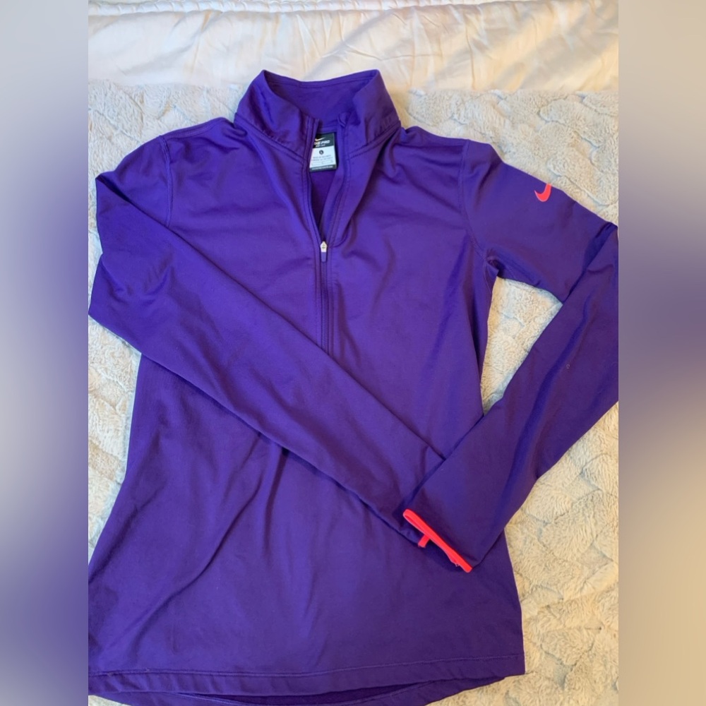 Women’s Nike Pro Dry Fit long sleeve